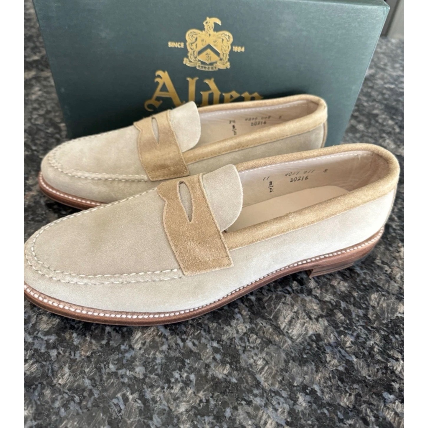 Alden For Todd Snyder Mens Two Tone Suede Penny Loafers Tan Cream Sz 10.5 B/D